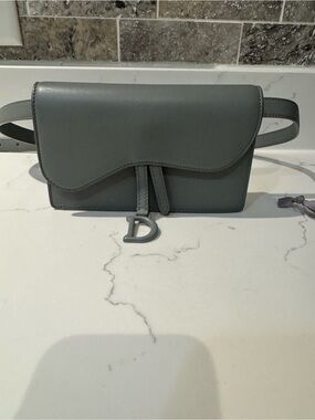 Designer Gray Saddle Belt Bag with D Charm